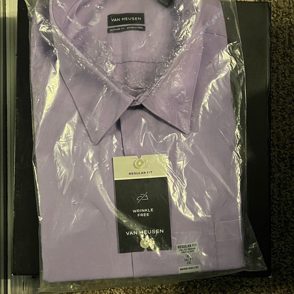 Van Heusen Purple Dress Shirt. Blk Fri deal $20 - Picture 9 of 9